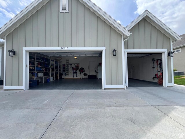 12137 N Montrose Dr, Highland, UT 84003 - garage featuring driveway