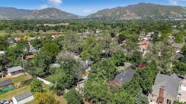 2504 S Dearborn St E, Salt Lake City, UT 84106 - aerial perspective of suburban area with mountains