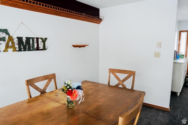 260 W 4th S, Soda Springs, ID 83276 - dining area with baseboards