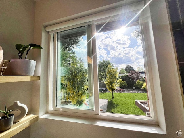 5466 S Woodcrest Dr, Holladay, UT 84117 - view of entryway