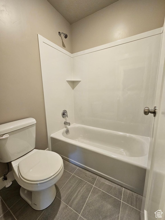 454 N 500 E Lot 3, Salem, UT 84653 - full bathroom featuring washtub / shower combination, toilet, and tile patterned floors