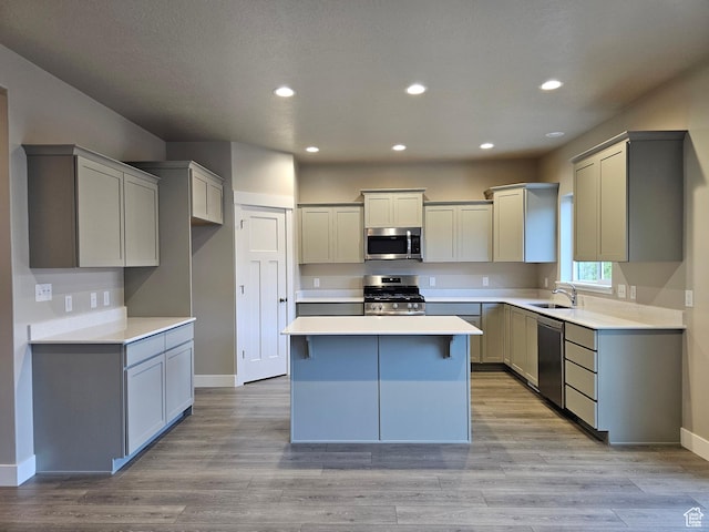 454 N 500 E Lot 3, Salem, UT 84653 - kitchen featuring appliances with stainless steel finishes, a kitchen island, a sink, gray cabinets, and recessed lighting