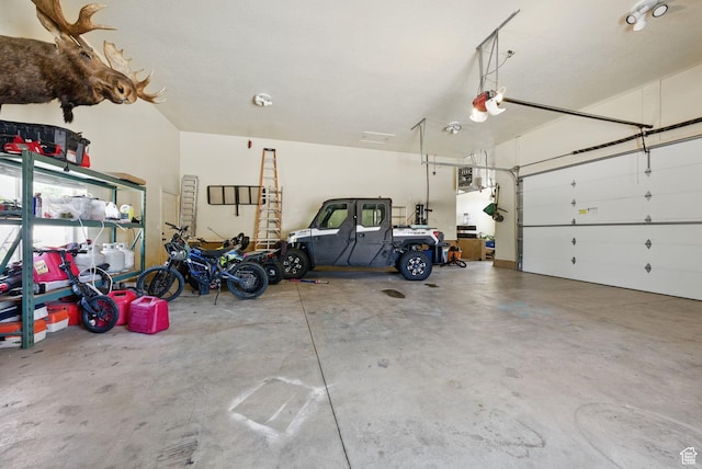 62 W 225 N, Lindon, UT 84042 - garage with a garage door opener