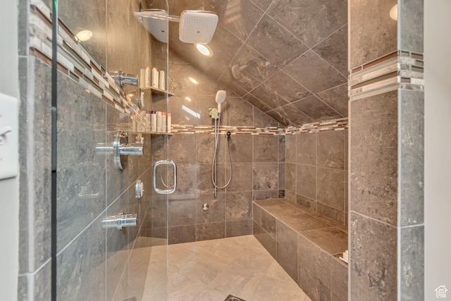 11198 S Wyngate Ln E, Sandy, UT 84092 - full bath featuring a stall shower and lofted ceiling