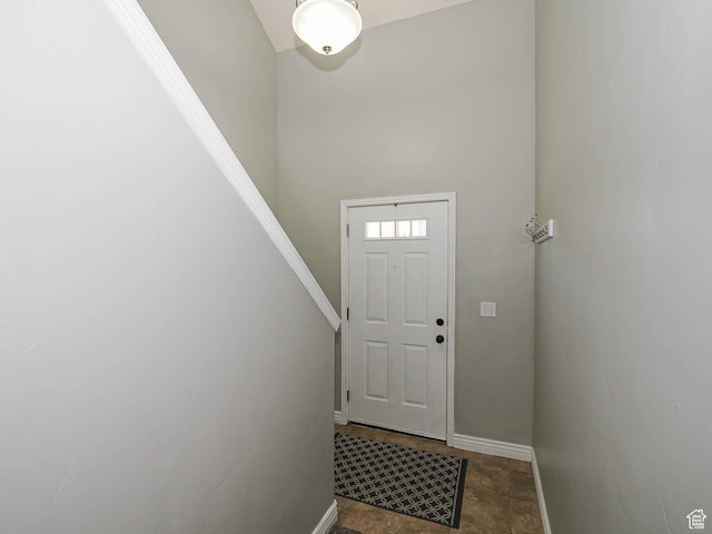 385 E 570 S, American Fork, UT 84003 - entryway with baseboards and a high ceiling