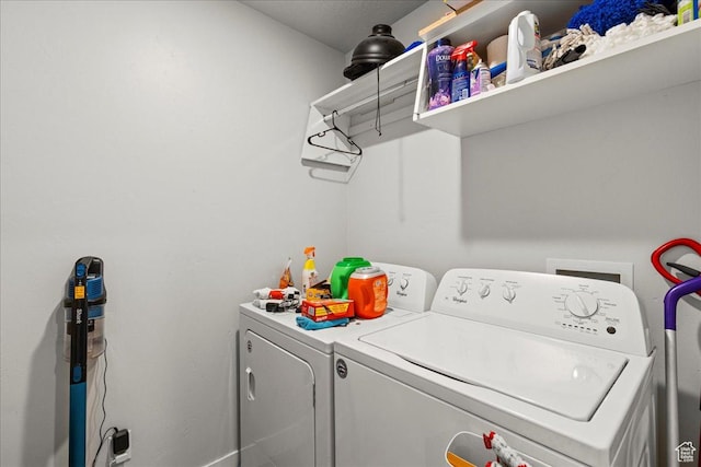 464 S Trejo Ridge Rd, Grantsville, UT 84029 - washroom with washing machine and dryer