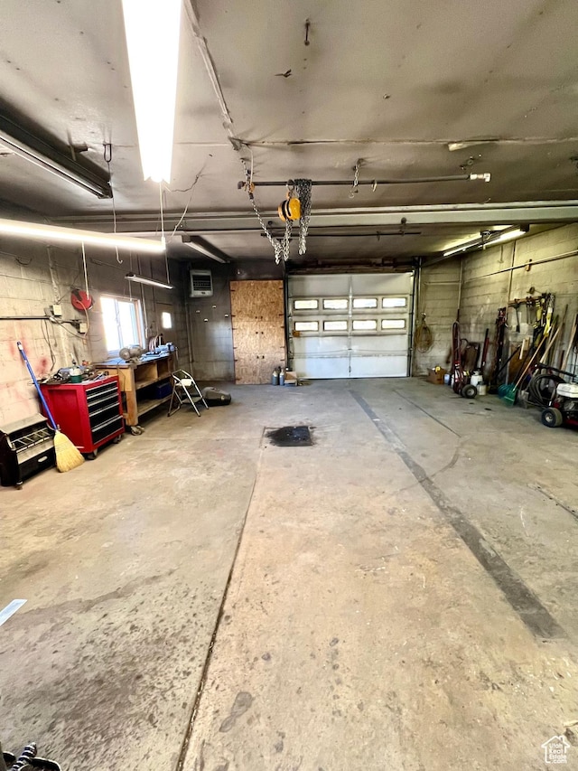 509 E 300 N, Richfield, UT 84701 - garage featuring a workshop area