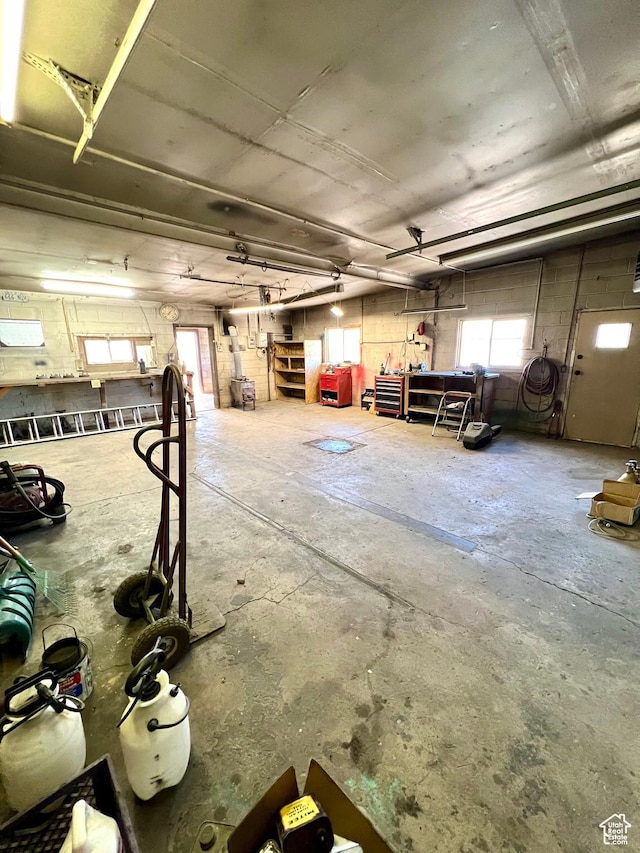 509 E 300 N, Richfield, UT 84701 - garage featuring a workshop area