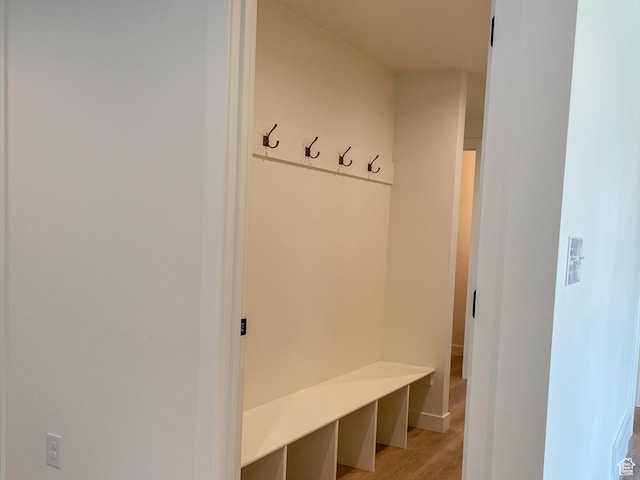 685 S Idaho Ave E, Provo, UT 84606 - mudroom featuring light wood finished floors