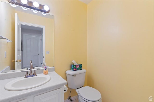 2718 W Southpointe Rd, South Jordan, UT 84095 - half bath featuring toilet and vanity