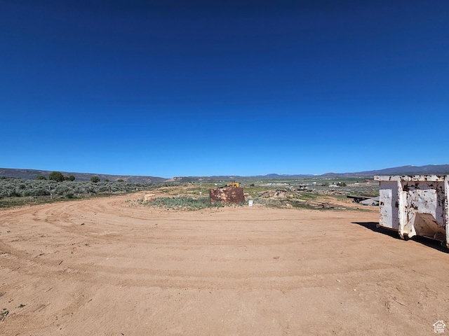 44600 W Hwy 40, Fruitland, UT 84027 - view of yard featuring a mountain view
