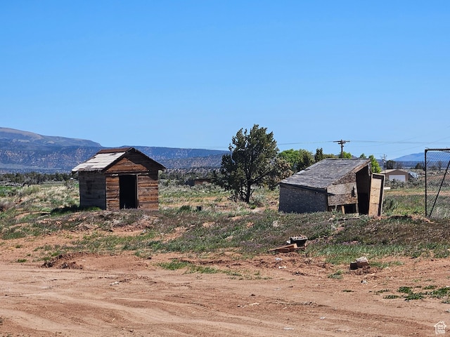 44600 W Hwy 40, Fruitland, UT 84027 - view of yard featuring a mountain view