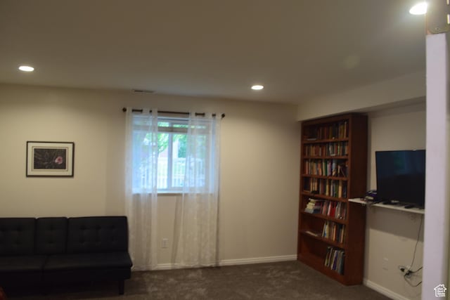 963 W Rainbow Dr, Logan, UT 84321 - living area featuring carpet floors, recessed lighting, and baseboards