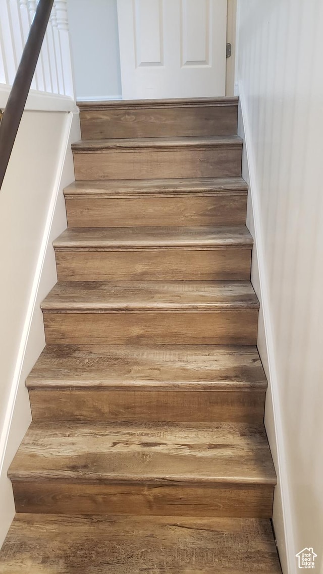 125 W 870 N, Orem, UT 84057 - view of stairway