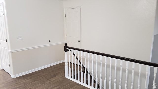 125 W 870 N, Orem, UT 84057 - hallway featuring an upstairs landing, wood finished floors, and baseboards