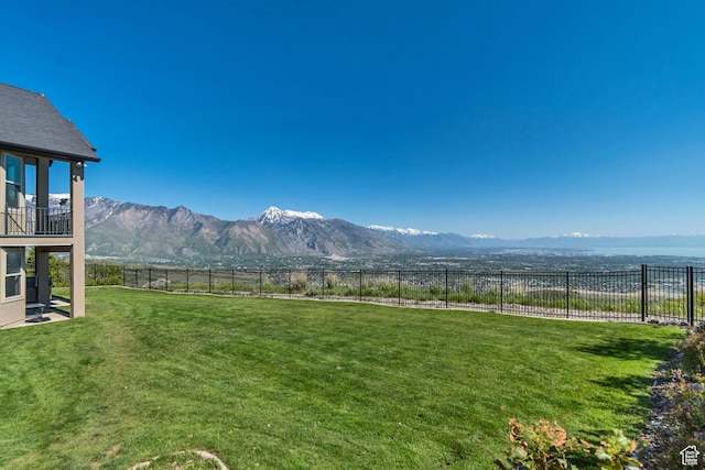 2116 E Falcon Ridge Dr, Draper Ut Cnty, UT 84020 - view of yard with a mountain view