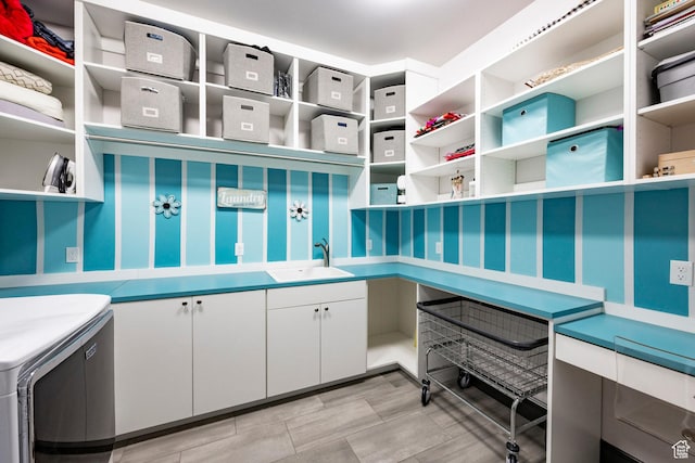 5925 Mountain Ranch Dr, Park City, UT 84098 - pantry with a sink