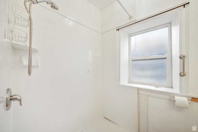 611 E 500 N, Spanish Fork, UT 84660 - full bathroom with a shower