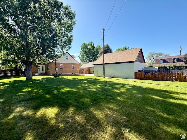 169 N State St, Roosevelt, UT 84066 - view of yard