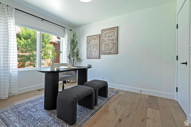 1504 Lake Front Ct, Park City, UT 84098 - dining area featuring baseboards and light wood-style floors