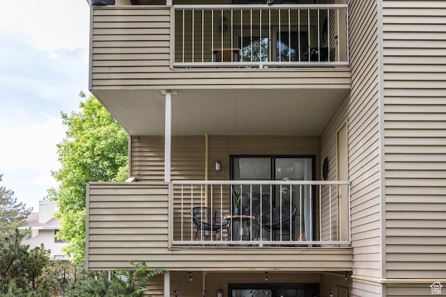 2660 E 3300 S Unit A-21, Salt Lake City, UT 84109 - property entrance featuring a balcony