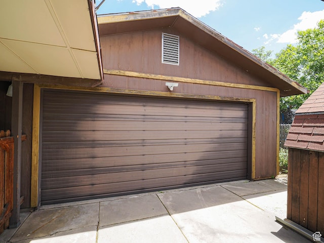 5747 S Sanford Dr, Murray, UT 84123 - view of garage