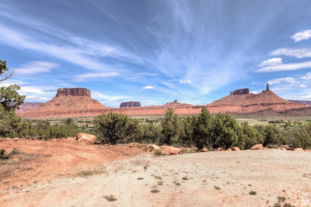 262 Pope Ln, Castle Valley, UT 84532