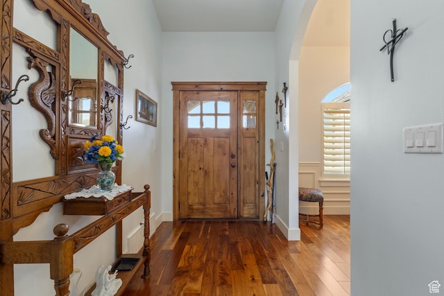 2078 E 3025 N, North Logan, UT 84341 - entryway featuring arched walkways and dark wood finished floors