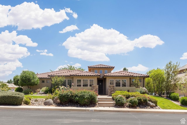 822 E Birken St, Washington, UT 84780 - mediterranean / spanish-style home with stucco siding and a tiled roof