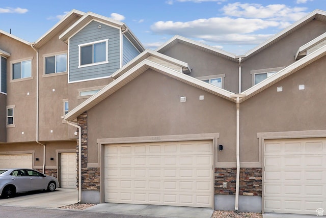 3880 S 1580 W Unit 224, West Valley City, UT 84119 - multi unit property with stone siding and stucco siding