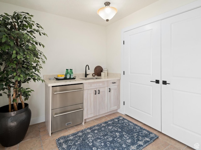 4253 S Spring Rd E, Ogden, UT 84403 - bar area with a sink, a warming drawer, and baseboards