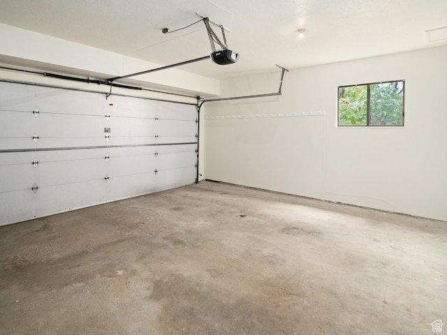 4253 S Spring Rd E, Ogden, UT 84403 - garage featuring a garage door opener