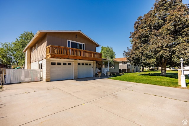1070 E 120 S, Orem, UT 84097 - traditional-style house featuring driveway, an attached garage, and brick siding