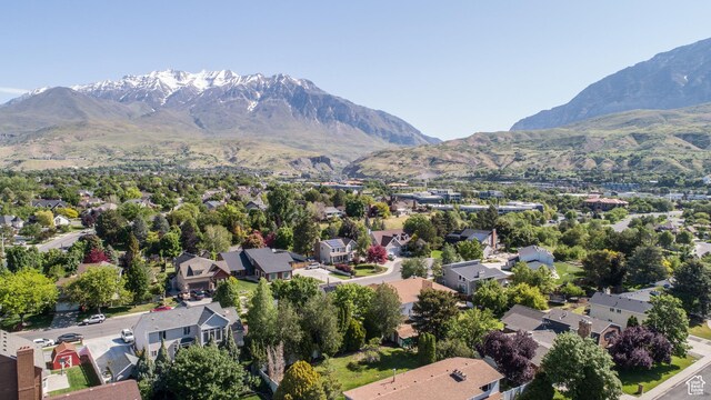 1070 E 120 S, Orem, UT 84097 - aerial perspective of suburban area featuring a mountainous background