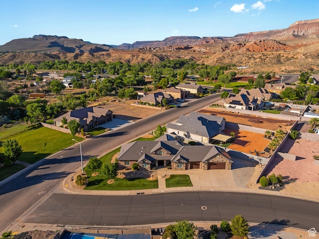 880 N 370 W, La Verkin, UT 84745 - aerial view of property's location with nearby suburban area and a mountainous background