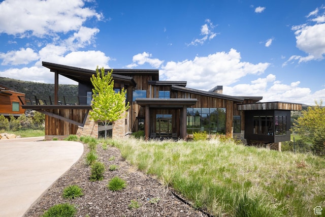 942 N Explorer Peak Dr Unit 420, Heber City, UT 84032 - back of house featuring a chimney