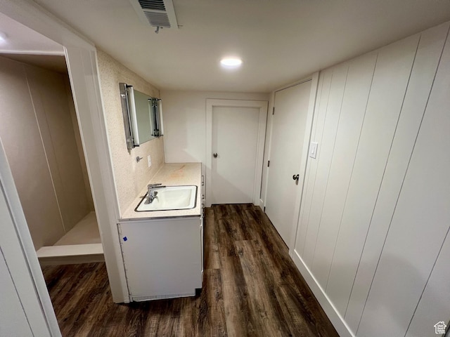 144 S 100 W, Tremonton, UT 84337 - hallway featuring dark wood finished floors, a sink, and recessed lighting