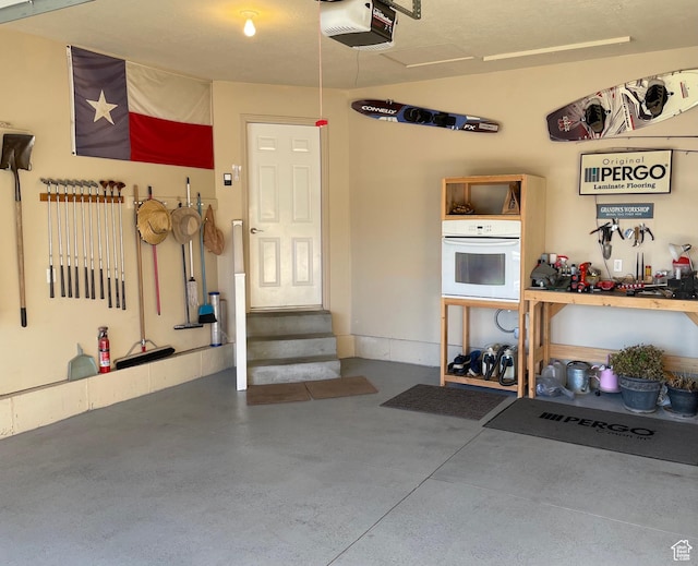 536 E 2200 N, North Ogden, UT 84414 - garage with a garage door opener
