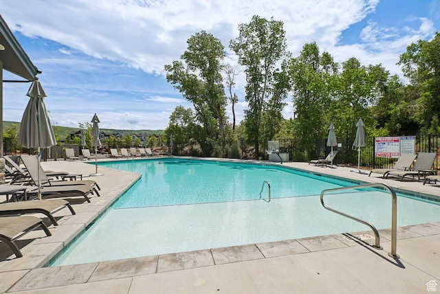3041 Cedar Dr, Park City, UT 84098 - community pool featuring a patio area