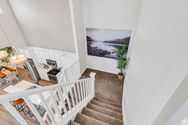 10394 S Crow Wing Dr, South Jordan, UT 84009 - view of stairs