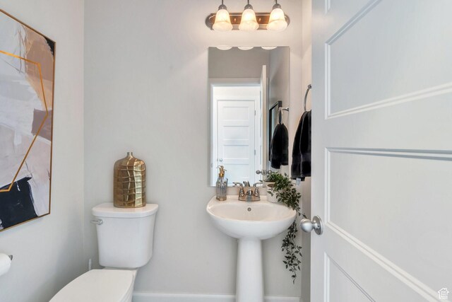 10394 S Crow Wing Dr, South Jordan, UT 84009 - bathroom with toilet
