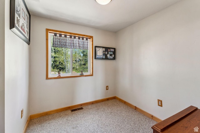 2620 Crow Loop, Coalville, UT 84017 - carpeted empty room with baseboards