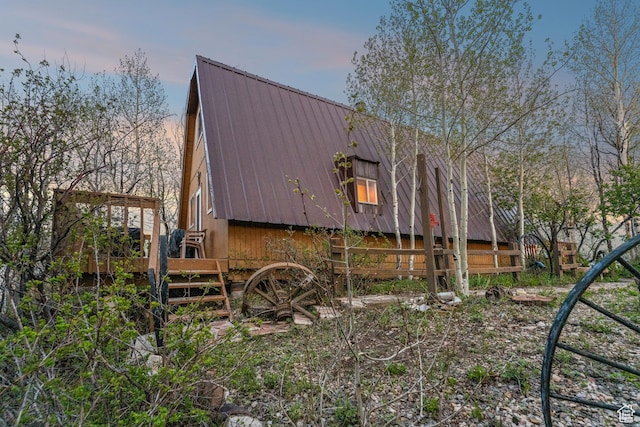 2422 S Valley View Cir, Coalville, UT 84017 - view of property exterior with metal roof and a gambrel roof