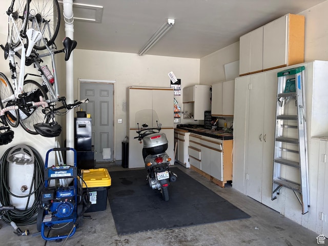 8848 S Willow Hills Ct, Sandy, UT 84093 - view of garage