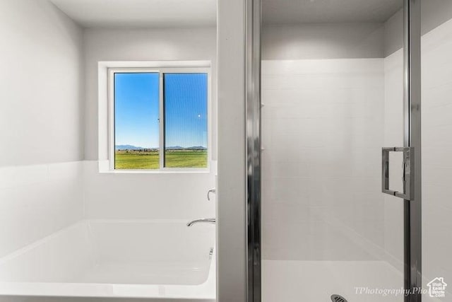 535 W 2530 N Unit 6-10, Cedar City, UT 84721 - bathroom with a garden tub and a stall shower