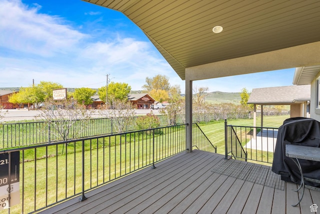 2029 S Cottage Ln, Garden City, UT 84028 - view of wooden deck