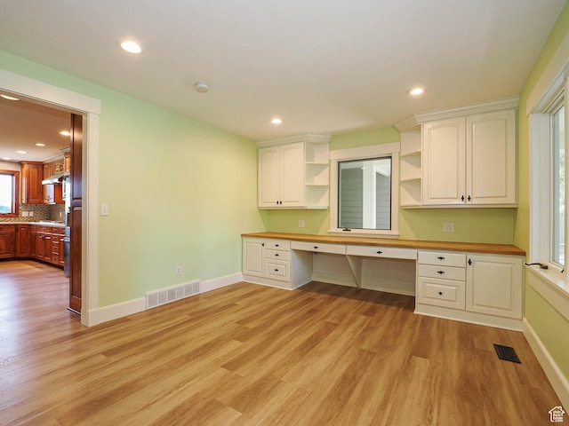 919 E 13800 S, Draper, UT 84020 - unfurnished office with built in desk, light wood-style floors, baseboards, and recessed lighting