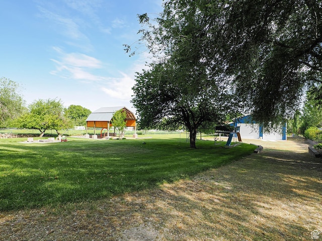 919 E 13800 S, Draper, UT 84020 - view of grassy yard featuring an outdoor structure