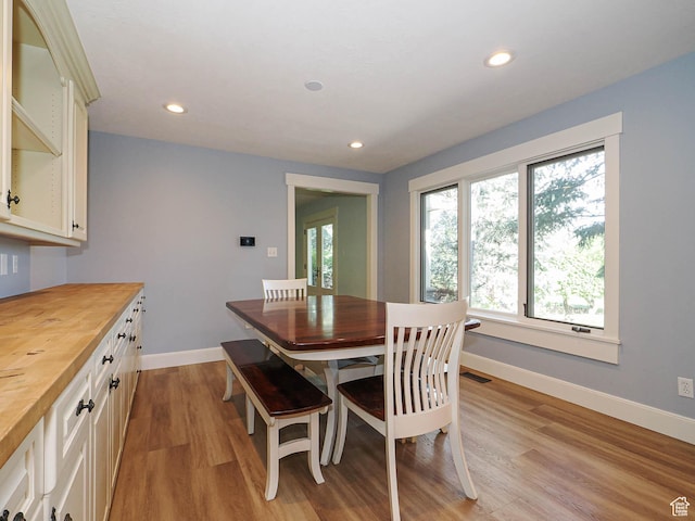 919 E 13800 S, Draper, UT 84020 - dining space with baseboards, light wood-style flooring, and recessed lighting