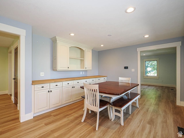 919 E 13800 S, Draper, UT 84020 - dining room with light wood-style flooring, baseboards, and recessed lighting